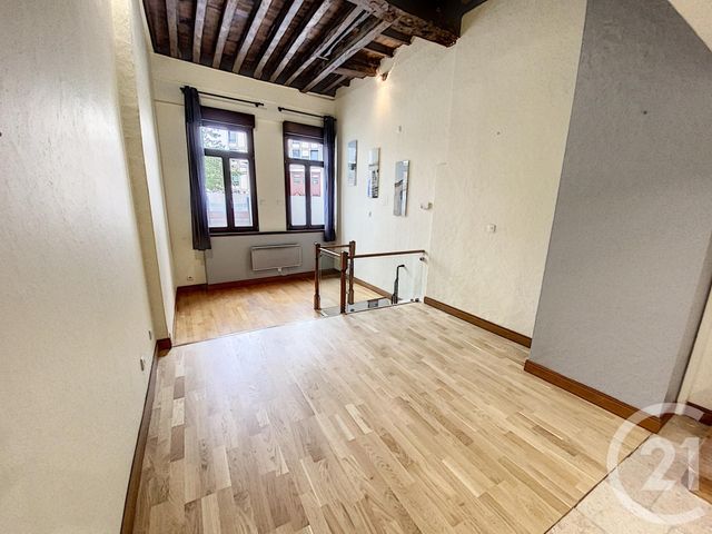 Afficher la photo en grand Appartement F3 à vendre - 3 pièces - 62.44 m2 - LILLE - 59 - NORD-PAS-DE-CALAIS - Century 21 Vieux-Lille