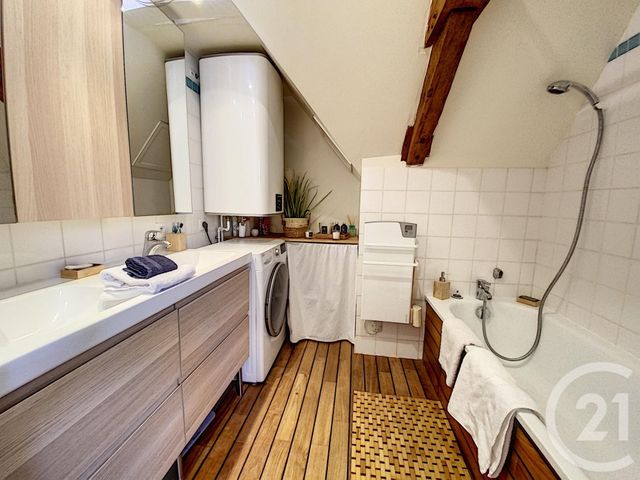 Appartement F3 à vendre - 3 pièces - 69.87 m2 - LILLE - 59 - NORD-PAS-DE-CALAIS - Century 21 Vieux-Lille Appartement F3 à vendre - 3 pièces - 69.87 m2 - LILLE - 59 - NORD-PAS-DE-CALAIS - Century 21 Vieux-Lille