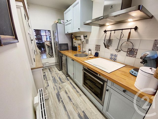 Appartement F3 à vendre - 3 pièces - 69.87 m2 - LILLE - 59 - NORD-PAS-DE-CALAIS - Century 21 Vieux-Lille Appartement F3 à vendre - 3 pièces - 69.87 m2 - LILLE - 59 - NORD-PAS-DE-CALAIS - Century 21 Vieux-Lille