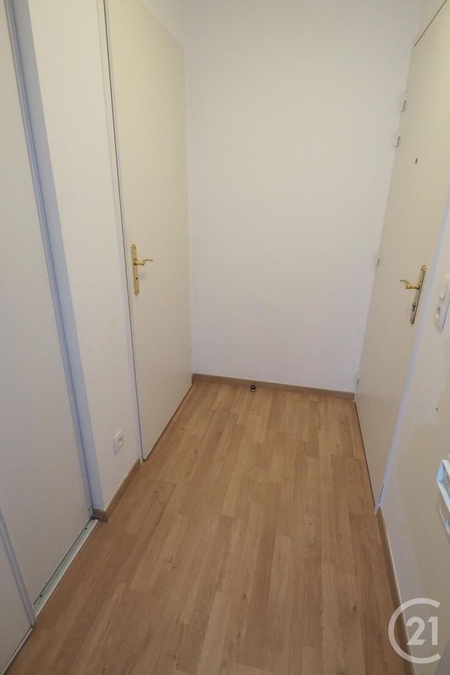 Afficher la photo en grand Appartement T3 à vendre - 3 pièces - 63.0 m2 - MOUVAUX - 59 - NORD-PAS-DE-CALAIS - Century 21 Vieux-Lille