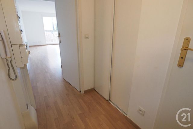 Afficher la photo en grand Appartement T3 à vendre - 3 pièces - 63.0 m2 - MOUVAUX - 59 - NORD-PAS-DE-CALAIS - Century 21 Vieux-Lille