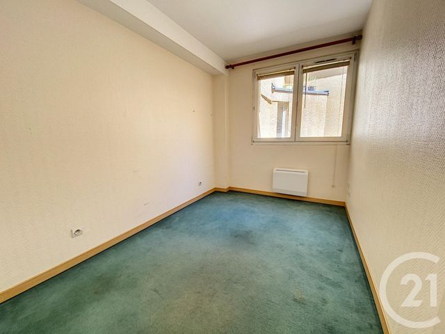 Appartement T3 à vendre - 3 pièces - 59.69 m2 - LILLE - 59 - NORD-PAS-DE-CALAIS - Century 21 Vieux-Lille Appartement T3 à vendre - 3 pièces - 59.69 m2 - LILLE - 59 - NORD-PAS-DE-CALAIS - Century 21 Vieux-Lille