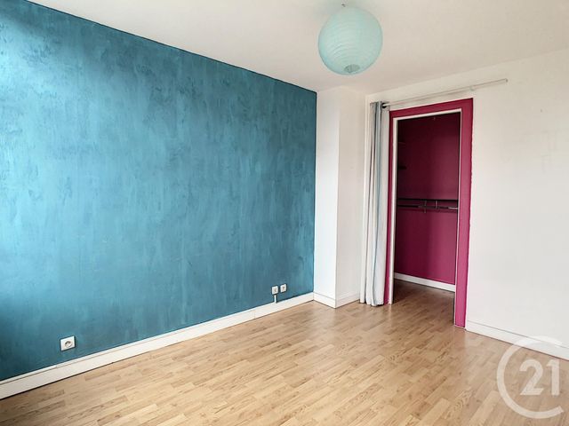 Afficher la photo en grand Appartement F4 à vendre - 4 pièces - 90.98 m2 - LILLE - 59 - NORD-PAS-DE-CALAIS - Century 21 Vieux-Lille
