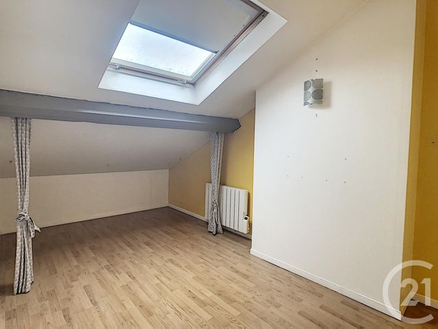 Afficher la photo en grand Appartement F4 à vendre - 4 pièces - 90.98 m2 - LILLE - 59 - NORD-PAS-DE-CALAIS - Century 21 Vieux-Lille