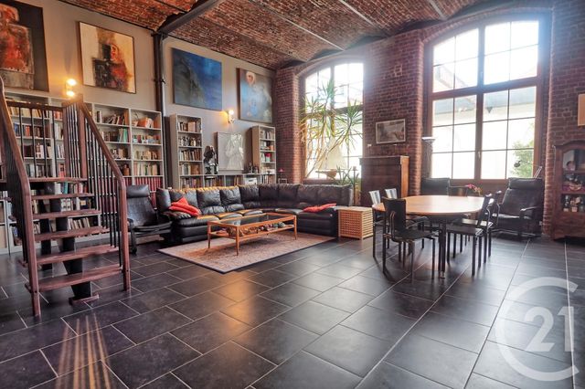 Afficher la photo en grand Appartement Loft à louer - 7 pièces - 242.0 m2 - TOURCOING - 59 - NORD-PAS-DE-CALAIS - Century 21 Vieux-Lille