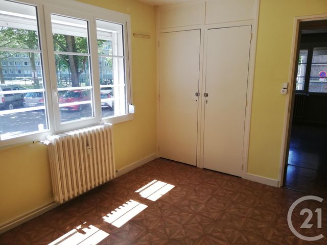 Appartement F3 à vendre - 3 pièces - 77.1 m2 - LILLE - 59 - NORD-PAS-DE-CALAIS - Century 21 Vieux-Lille Appartement F3 à vendre - 3 pièces - 77.1 m2 - LILLE - 59 - NORD-PAS-DE-CALAIS - Century 21 Vieux-Lille