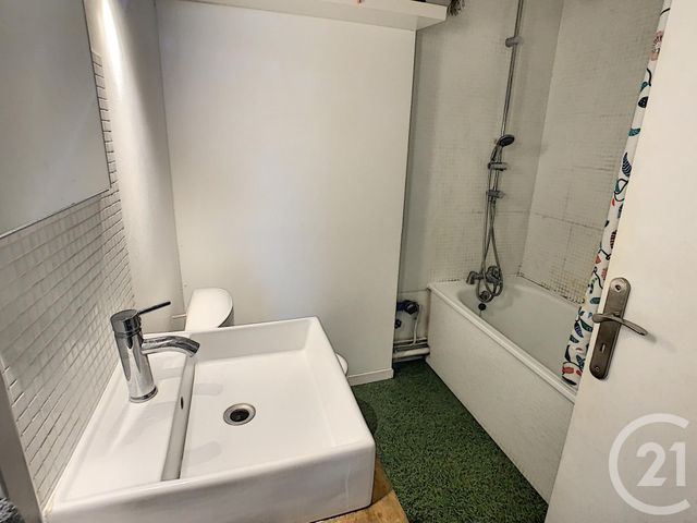 Appartement F2 à louer - 2 pièces - 45.41 m2 - LILLE - 59 - NORD-PAS-DE-CALAIS - Century 21 Vieux-Lille Appartement F2 à louer - 2 pièces - 45.41 m2 - LILLE - 59 - NORD-PAS-DE-CALAIS - Century 21 Vieux-Lille