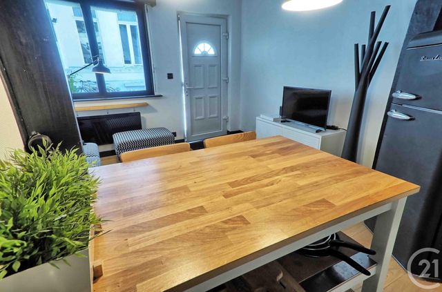 Appartement F1 à louer - 1 pièce - 20.23 m2 - LILLE - 59 - NORD-PAS-DE-CALAIS - Century 21 Vieux-Lille Appartement F1 à louer - 1 pièce - 20.23 m2 - LILLE - 59 - NORD-PAS-DE-CALAIS - Century 21 Vieux-Lille