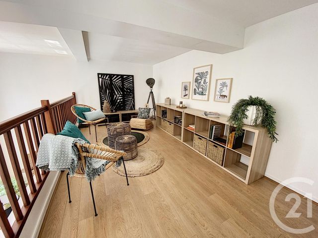 Appartement T5 à vendre - 5 pièces - 114.41 m2 - LILLE - 59 - NORD-PAS-DE-CALAIS - Century 21 Vieux-Lille Appartement T5 à vendre - 5 pièces - 114.41 m2 - LILLE - 59 - NORD-PAS-DE-CALAIS - Century 21 Vieux-Lille