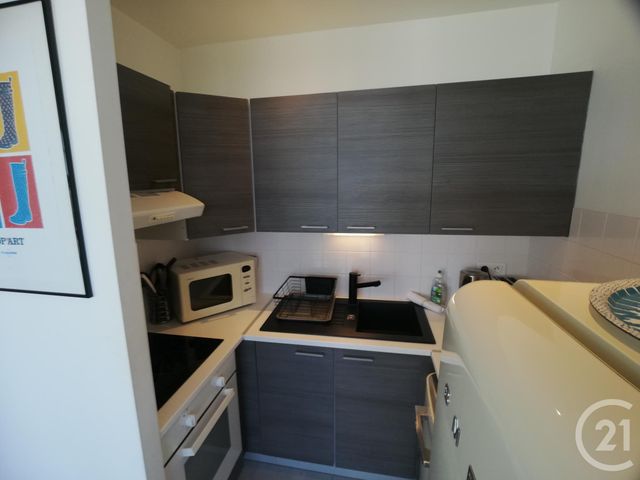 Appartement F3 à vendre - 3 pièces - 66.09 m2 - LILLE - 59 - NORD-PAS-DE-CALAIS - Century 21 Vieux-Lille Appartement F3 à vendre - 3 pièces - 66.09 m2 - LILLE - 59 - NORD-PAS-DE-CALAIS - Century 21 Vieux-Lille