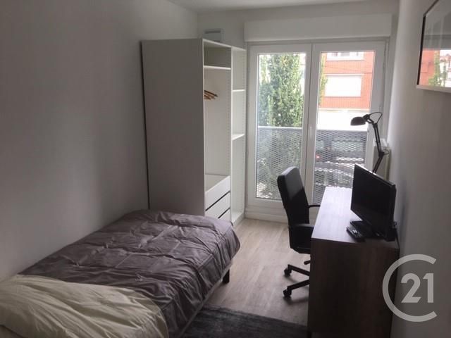 Chambre à louer - 1 pièce - 13.85 m2 - LILLE - 59 - NORD-PAS-DE-CALAIS - Century 21 Vieux-Lille Chambre à louer - 1 pièce - 13.85 m2 - LILLE - 59 - NORD-PAS-DE-CALAIS - Century 21 Vieux-Lille