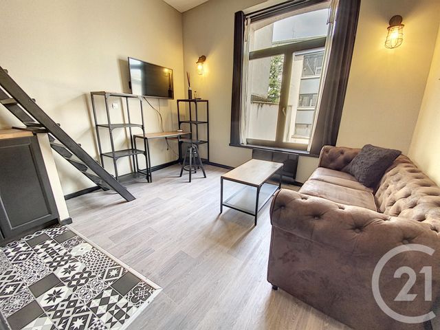 Studio à vendre - 1 pièce - 15.39 m2 - LILLE - 59 - NORD-PAS-DE-CALAIS - Century 21 Vieux-Lille Studio à vendre - 1 pièce - 15.39 m2 - LILLE - 59 - NORD-PAS-DE-CALAIS - Century 21 Vieux-Lille