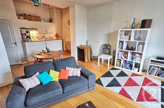Appartement T3 à louer - 3 pièces - 78.8 m2 - LILLE - 59 - NORD-PAS-DE-CALAIS - Century 21 Vieux-Lille Appartement T3 à louer - 3 pièces - 78.8 m2 - LILLE - 59 - NORD-PAS-DE-CALAIS - Century 21 Vieux-Lille