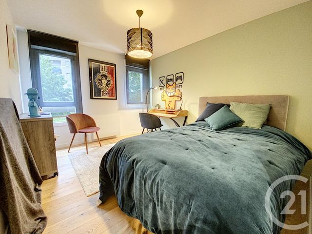 Afficher la photo en grand Appartement F3 à vendre - 3 pièces - 73.07 m2 - LILLE - 59 - NORD-PAS-DE-CALAIS - Century 21 Vieux-Lille
