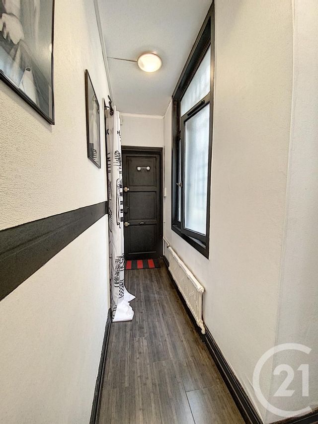 Afficher la photo en grand Appartement F2 à vendre - 2 pièces - 32.7 m2 - LILLE - 59 - NORD-PAS-DE-CALAIS - Century 21 Vieux-Lille