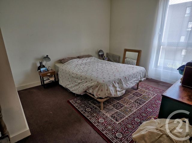 Afficher la photo en grand Appartement F3 à louer - 3 pièces - 61.9 m2 - LILLE - 59 - NORD-PAS-DE-CALAIS - Century 21 Vieux-Lille
