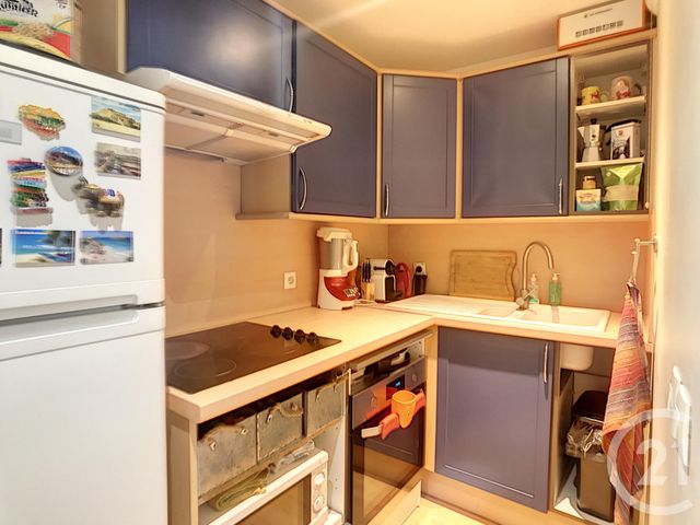 Afficher la photo en grand Appartement F2 à vendre - 2 pièces - 46.41 m2 - LILLE - 59 - NORD-PAS-DE-CALAIS - Century 21 Vieux-Lille