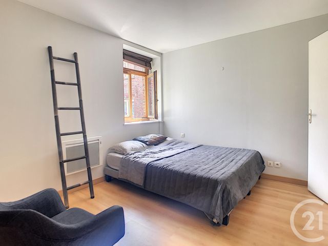 Afficher la photo en grand Appartement F2 à vendre - 2 pièces - 46.41 m2 - LILLE - 59 - NORD-PAS-DE-CALAIS - Century 21 Vieux-Lille
