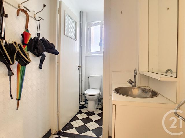 Afficher la photo en grand Appartement F4 à vendre - 4 pièces - 96.73 m2 - LILLE - 59 - NORD-PAS-DE-CALAIS - Century 21 Vieux-Lille
