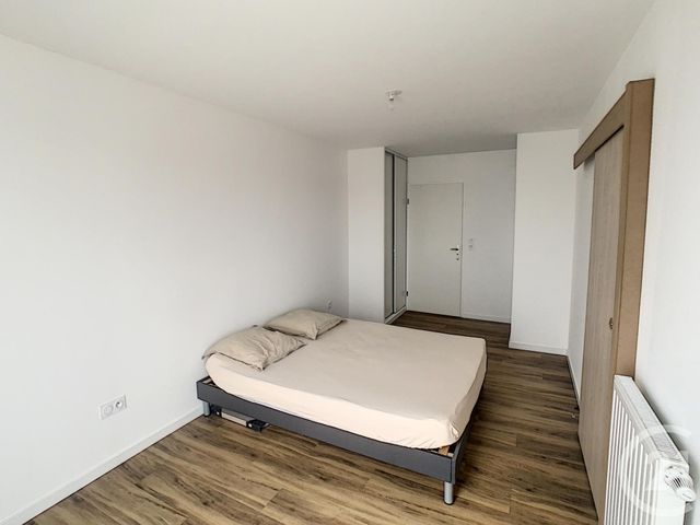 Afficher la photo en grand Appartement F4 à vendre - 4 pièces - 95.5 m2 - LILLE - 59 - NORD-PAS-DE-CALAIS - Century 21 Vieux-Lille