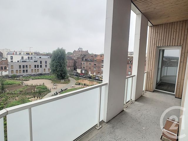 Afficher la photo en grand Appartement F4 à vendre - 4 pièces - 95.5 m2 - LILLE - 59 - NORD-PAS-DE-CALAIS - Century 21 Vieux-Lille