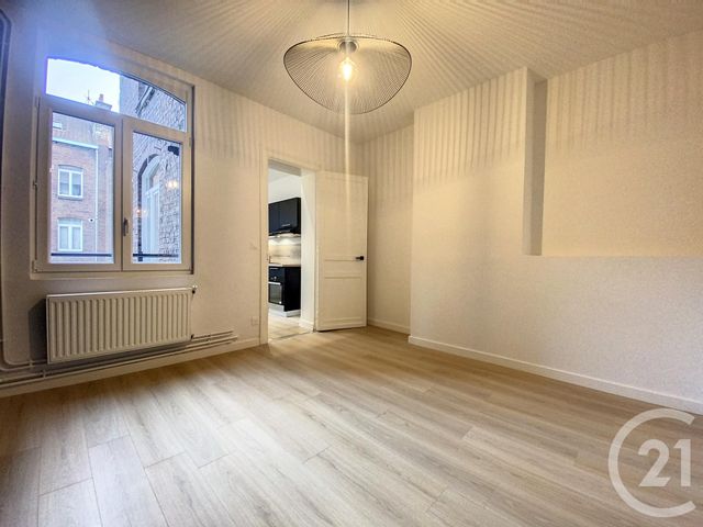Appartement T2 à vendre - 2 pièces - 38.12 m2 - LILLE - 59 - NORD-PAS-DE-CALAIS - Century 21 Vieux-Lille