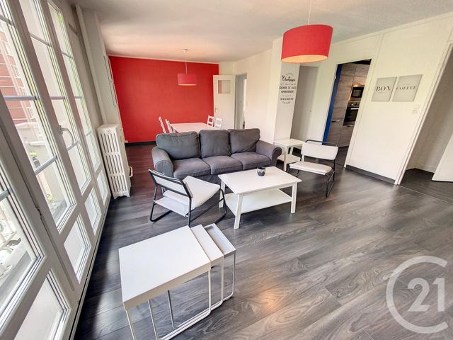 Appartement T5 à louer - 4 pièces - 89.72 m2 - LILLE - 59 - NORD-PAS-DE-CALAIS - Century 21 Vieux-Lille