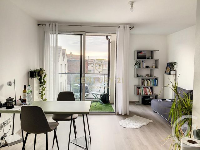 Appartement F2 à vendre - 2 pièces - 42.03 m2 - LILLE - 59 - NORD-PAS-DE-CALAIS - Century 21 Vieux-Lille