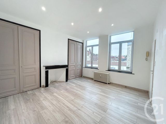 Appartement T2 à louer - 2 pièces - 45.47 m2 - LILLE - 59 - NORD-PAS-DE-CALAIS - Century 21 Vieux-Lille