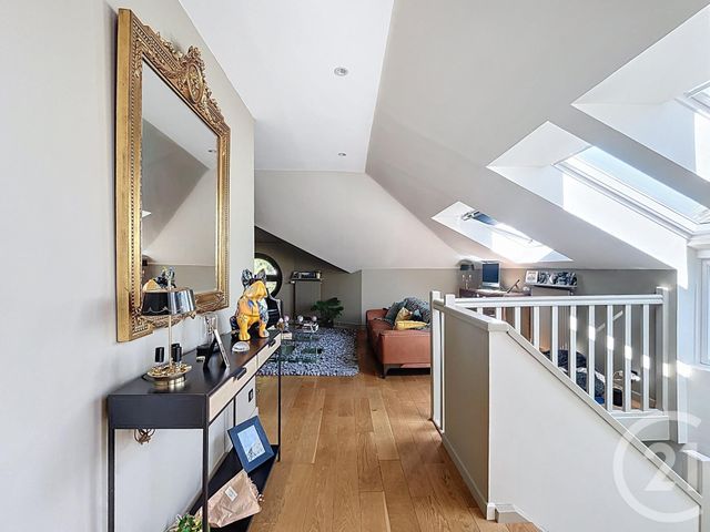 Afficher la photo en grand Appartement T3 à vendre - 3 pièces - 75.4 m2 - LILLE - 59 - NORD-PAS-DE-CALAIS - Century 21 Vieux-Lille