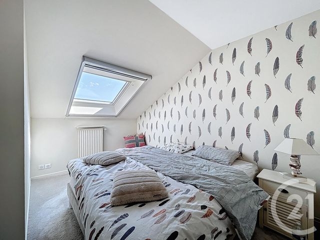 Afficher la photo en grand Appartement T3 à vendre - 3 pièces - 75.4 m2 - LILLE - 59 - NORD-PAS-DE-CALAIS - Century 21 Vieux-Lille