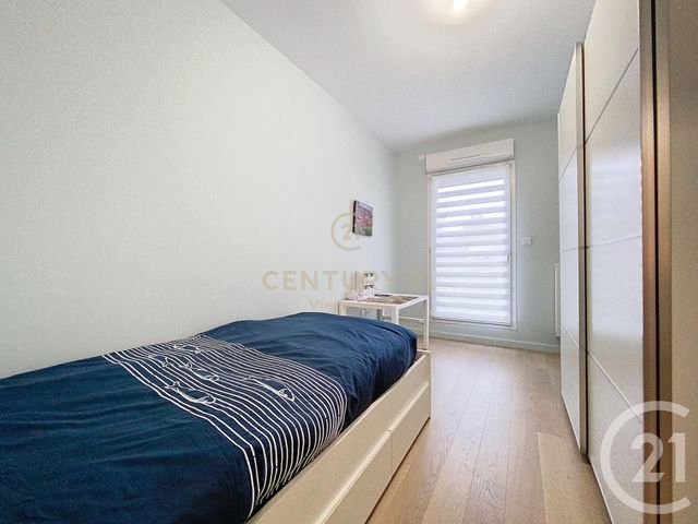 Appartement T4 à vendre - 4 pièces - 79.15 m2 - MOUVAUX - 59 - NORD-PAS-DE-CALAIS - Century 21 Vieux-Lille
