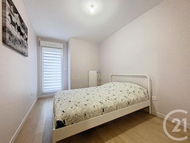 Appartement T4 à vendre - 4 pièces - 79.15 m2 - MOUVAUX - 59 - NORD-PAS-DE-CALAIS - Century 21 Vieux-Lille