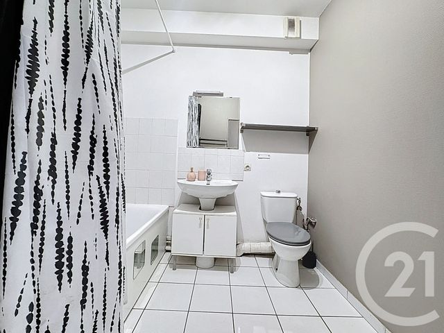 Appartement Studio à vendre - 1 pièce - 31.0 m2 - LILLE - 59 - NORD-PAS-DE-CALAIS - Century 21 Vieux-Lille
