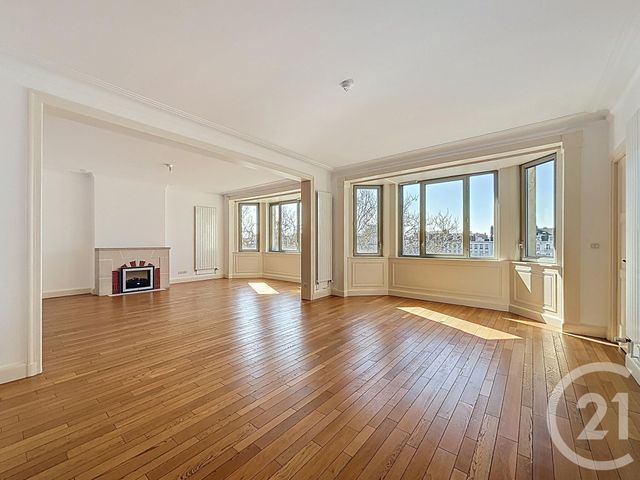 Appartement T4 à louer - 4 pièces - 183.56 m2 - LILLE - 59 - NORD-PAS-DE-CALAIS - Century 21 Vieux-Lille