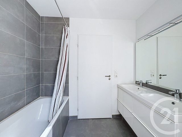 Appartement T4 à vendre - 4 pièces - 86.41 m2 - LILLE - 59 - NORD-PAS-DE-CALAIS - Century 21 Vieux-Lille