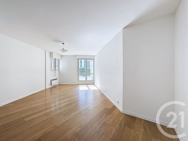 Appartement T4 à vendre - 4 pièces - 86.41 m2 - LILLE - 59 - NORD-PAS-DE-CALAIS - Century 21 Vieux-Lille