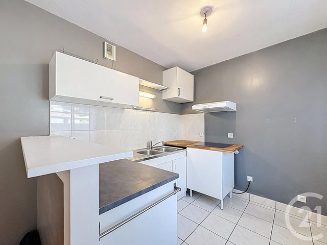 Appartement T2 à vendre - 2 pièces - 44.34 m2 - LILLE - 59 - NORD-PAS-DE-CALAIS - Century 21 Vieux-Lille