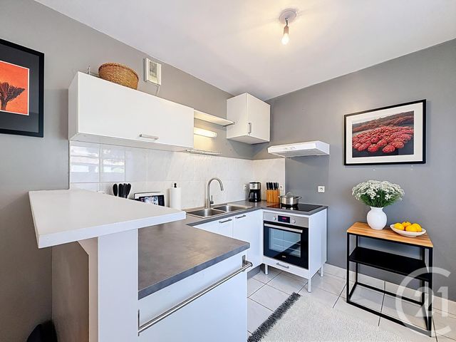 Appartement T2 à vendre - 2 pièces - 44.34 m2 - LILLE - 59 - NORD-PAS-DE-CALAIS - Century 21 Vieux-Lille