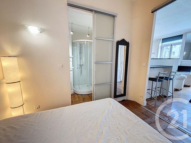 Appartement T2 à louer - 2 pièces - 40.4 m2 - LILLE - 59 - NORD-PAS-DE-CALAIS - Century 21 Vieux-Lille