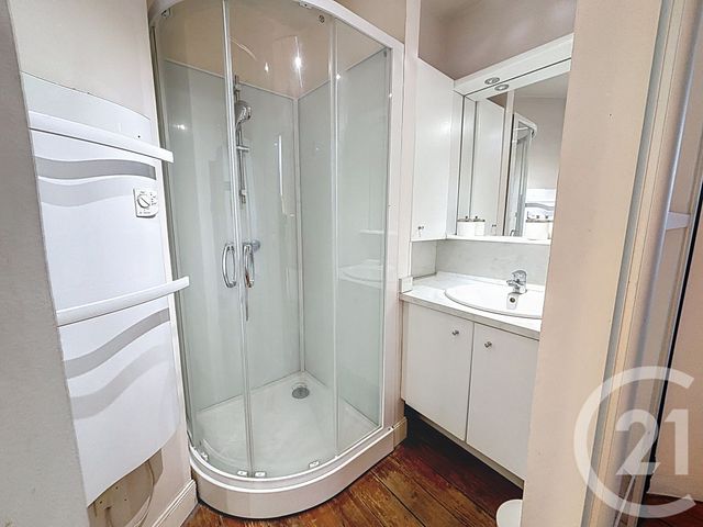 Appartement T2 à louer - 2 pièces - 40.4 m2 - LILLE - 59 - NORD-PAS-DE-CALAIS - Century 21 Vieux-Lille