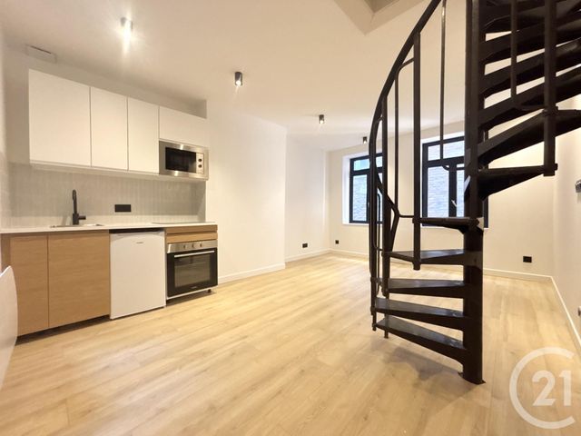 Appartement T3 à vendre - 3 pièces - 44.0 m2 - LILLE - 59 - NORD-PAS-DE-CALAIS - Century 21 Vieux-Lille