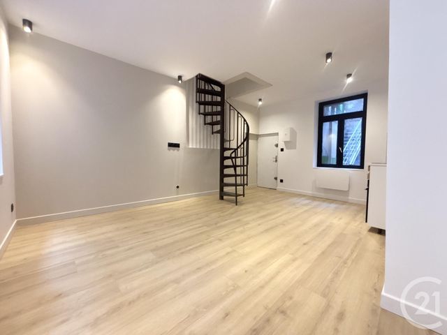 Appartement T3 à vendre - 3 pièces - 44.0 m2 - LILLE - 59 - NORD-PAS-DE-CALAIS - Century 21 Vieux-Lille