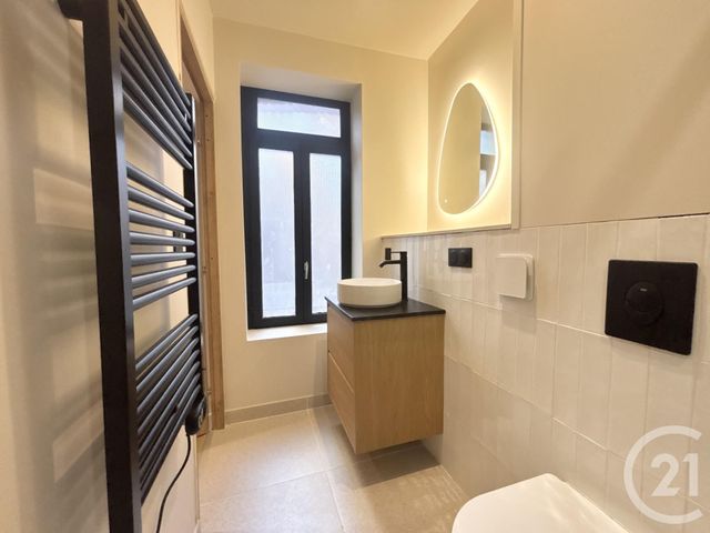 Appartement T3 à vendre - 3 pièces - 44.0 m2 - LILLE - 59 - NORD-PAS-DE-CALAIS - Century 21 Vieux-Lille