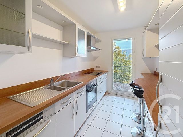 Appartement T4 à louer - 4 pièces - 79.86 m2 - LILLE - 59 - NORD-PAS-DE-CALAIS - Century 21 Vieux-Lille