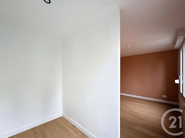Appartement T3 à vendre - 3 pièces - 74.0 m2 - LILLE - 59 - NORD-PAS-DE-CALAIS - Century 21 Vieux-Lille