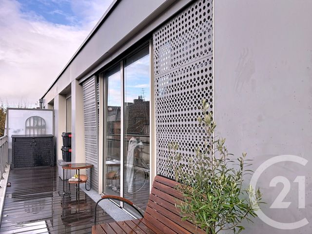 Afficher la photo en grand Appartement T3 à vendre - 3 pièces - 60.1 m2 - LILLE - 59 - NORD-PAS-DE-CALAIS - Century 21 Vieux-Lille