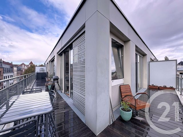 Afficher la photo en grand Appartement T3 à vendre - 3 pièces - 60.1 m2 - LILLE - 59 - NORD-PAS-DE-CALAIS - Century 21 Vieux-Lille