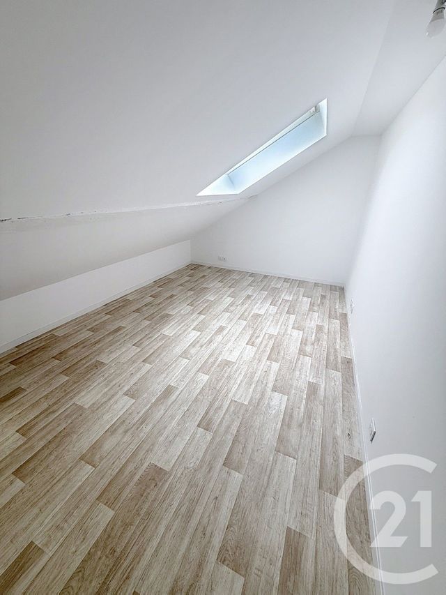 Appartement T3 à louer - 3 pièces - 38.95 m2 - ROUBAIX - 59 - NORD-PAS-DE-CALAIS - Century 21 Vieux-Lille