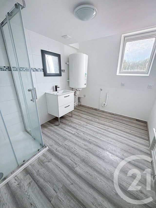 Appartement T3 à louer - 3 pièces - 39.23 m2 - ROUBAIX - 59 - NORD-PAS-DE-CALAIS - Century 21 Vieux-Lille